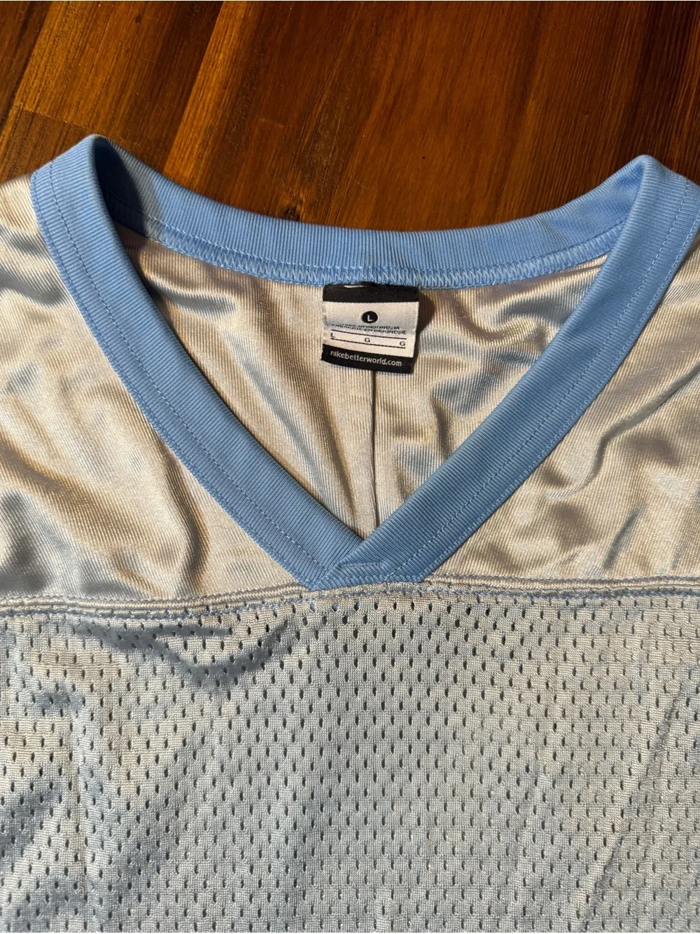 Nike Team Men’s Gray Mesh Football Practice Jersey with Light Blue Trim Size L